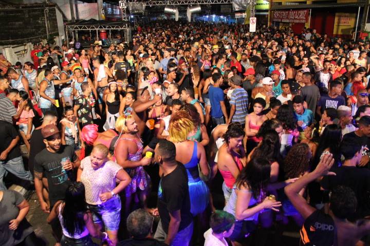 AVENIDA LOTADA NO SEGUNDO DIA DO MELHOR CARNAVAL DO VALE